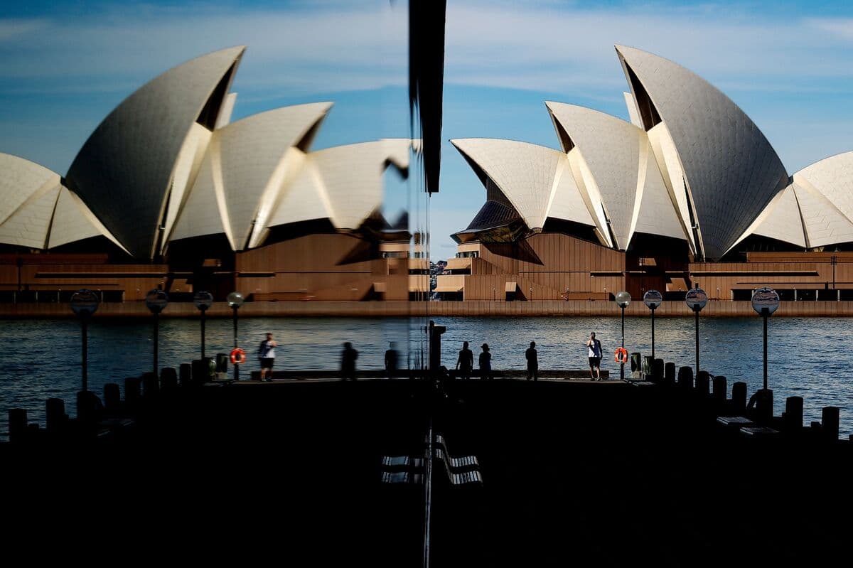 Australian Budget to Support Debt, Hit Consumer Stocks: Analysts