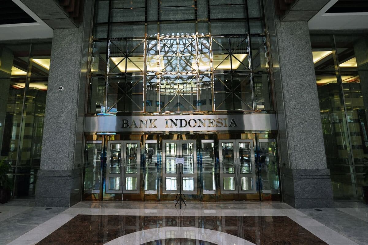Indonesia Vows ‘Smart Interventions’ as Rupiah Hits Record Low