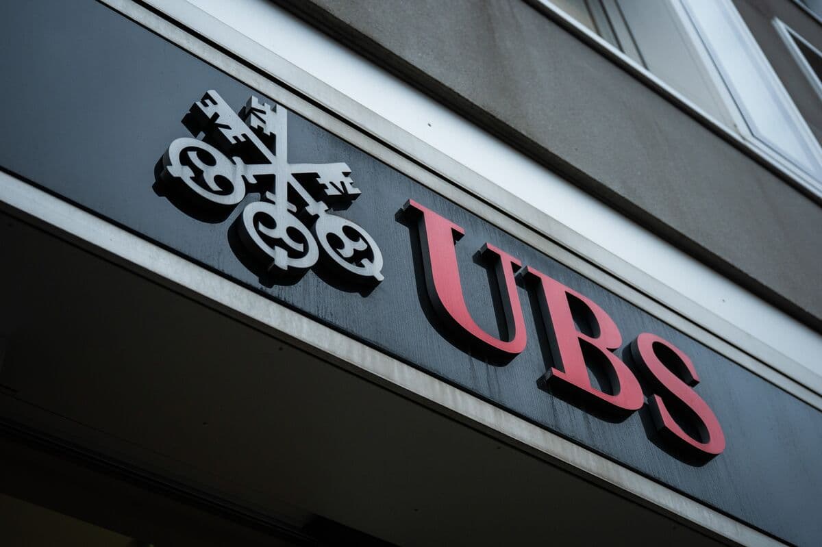 UBS Hits Back Over Nazi-Accounts Probe Amid Senate Pressure