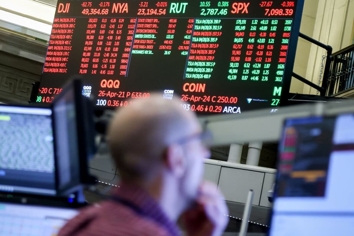 Asia Stocks Erase Loss, Bonds Fall on US Inflation: Markets Wrap