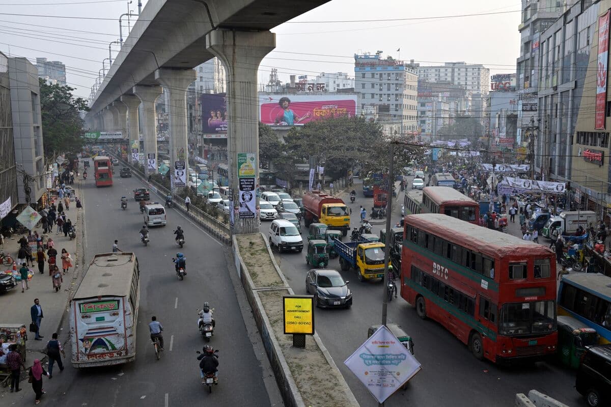 Bangladesh Central Bank Launches $5 Billion Fund to Spur Growth