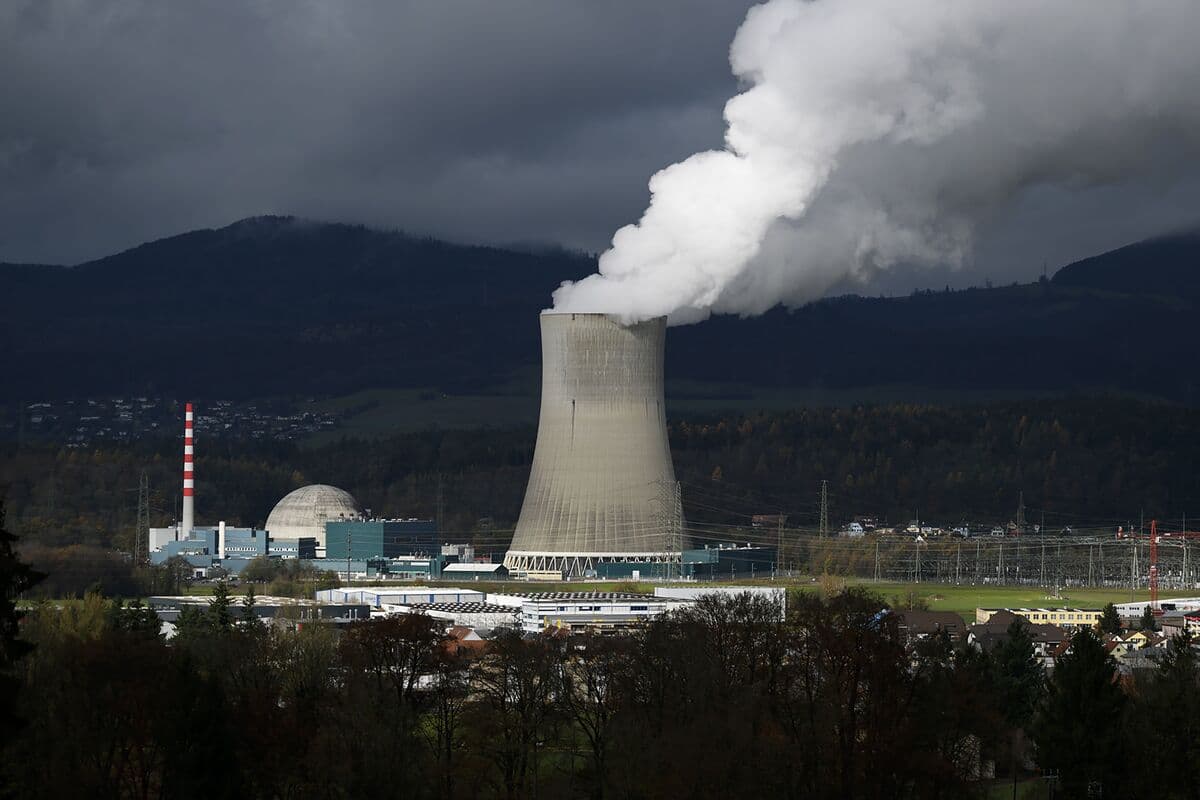Swiss Say Nuclear Plants Are Economically Viable for 80 Years