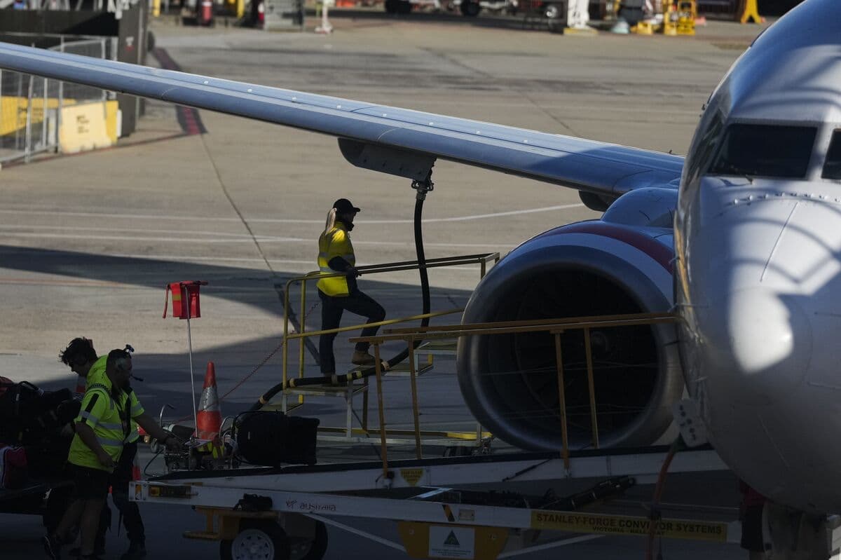 Australia Secures Jet Fuel From China as War Strains Supplies