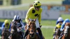 Loughnane, 20, wins 2,000 Guineas on Bow Echo